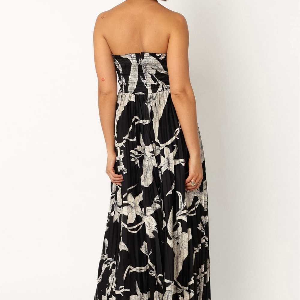 Petal & Pup Angelique Black Floral Strapless Maxi… - image 3