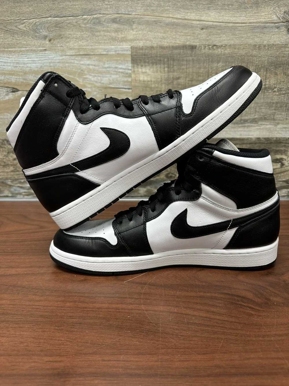 Jordan Brand Jordan 1 High White/Black Size 12 - image 2