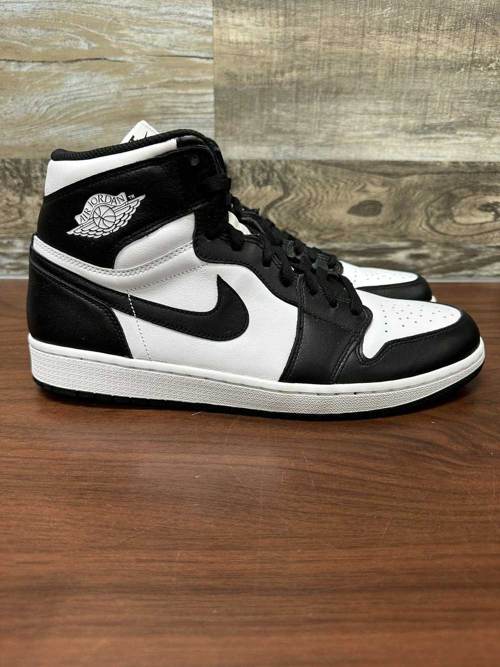 Jordan Brand Jordan 1 High White/Black Size 12 - image 3