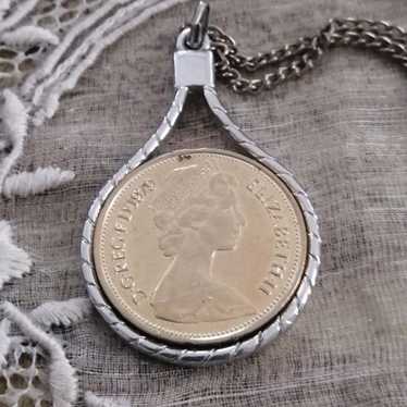 Coin necklace 2 pence 1979 vintage. - image 1