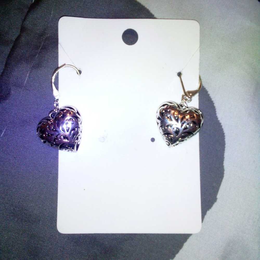 vintage Heart dangle earrings - image 2