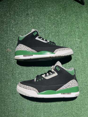 Jordan Brand Jordan 3 Pine Green size 9