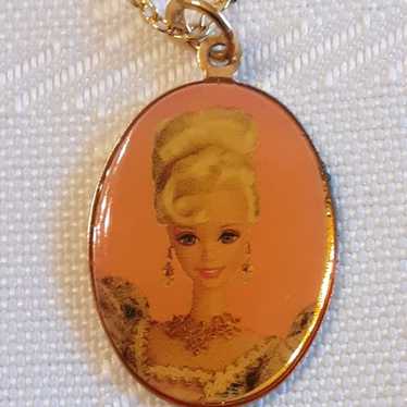 Barbie Necklace Mattel 1998 - image 1