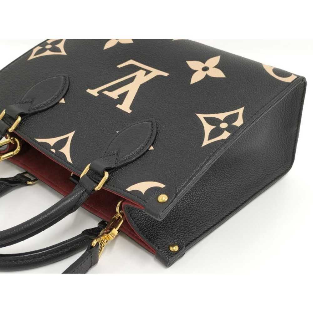 Louis Vuitton Onthego leather handbag - image 3