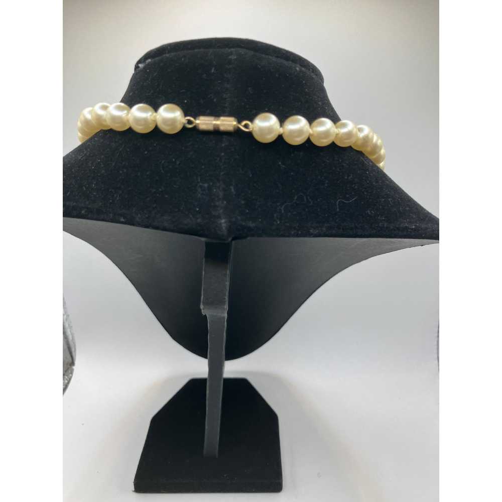 Other String of Cream Pearls 19-inch Necklace Vin… - image 4