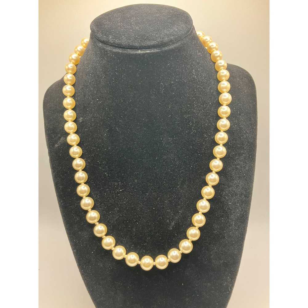 Other String of Cream Pearls 19-inch Necklace Vin… - image 5