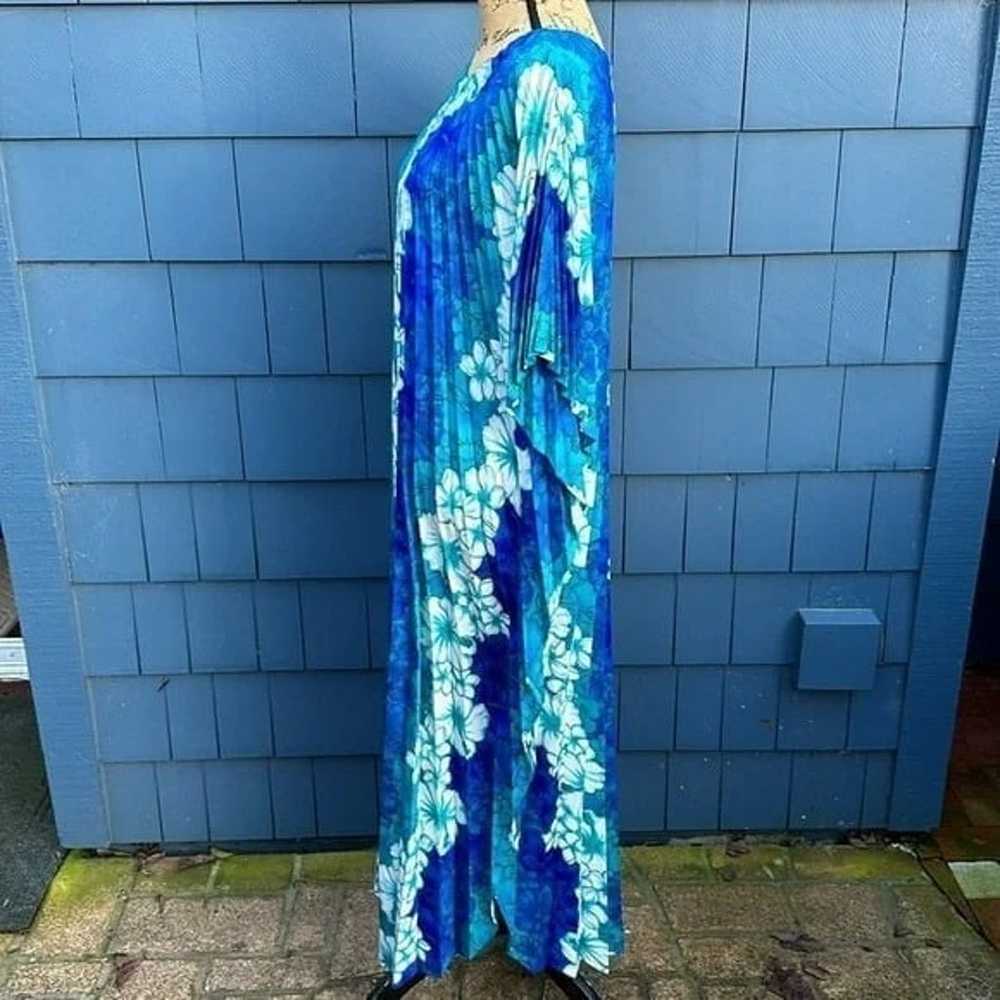 Maxi Dress Vintage 80’s pleated Hawaiian mumu dre… - image 3