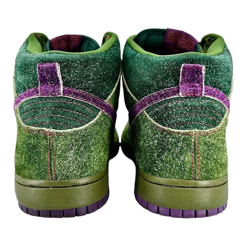 Nike SB Dunk High Skunk 420 - image 6