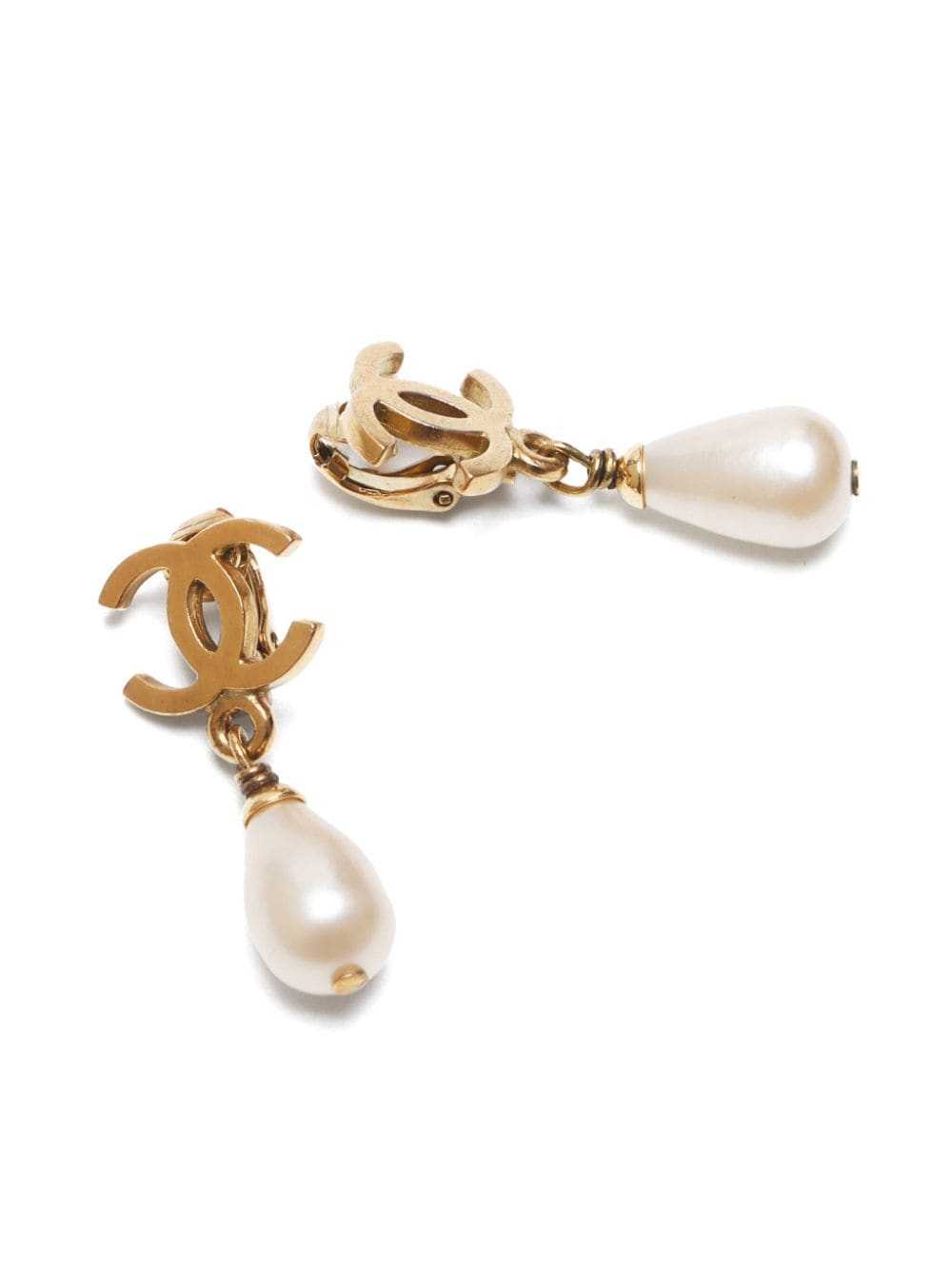 CHANEL Pre-Owned 1995 CC faux-pearl clip-on earri… - image 3