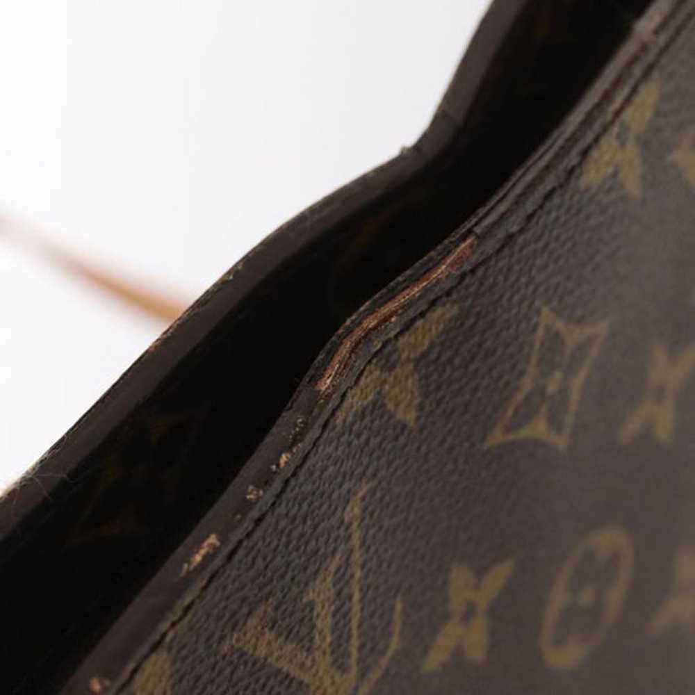 Louis Vuitton Leather tote - image 6