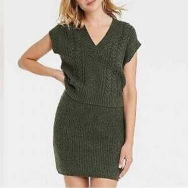 Universal Threads Sweater Set Size Medium - image 1