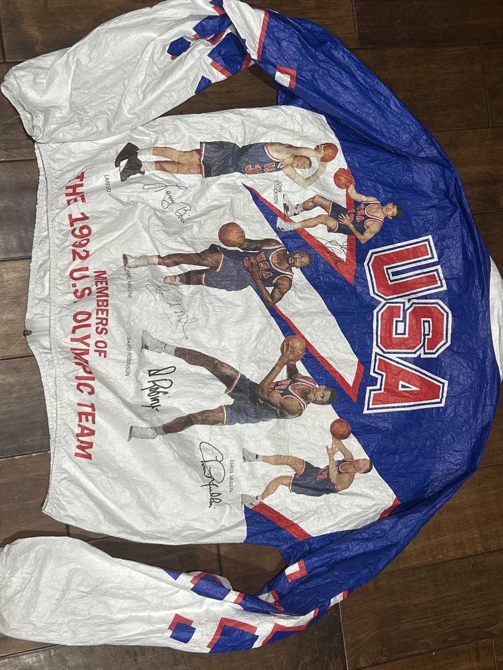 Vintage 1992 Dream Team USA Basketball Vintage Wi… - image 3