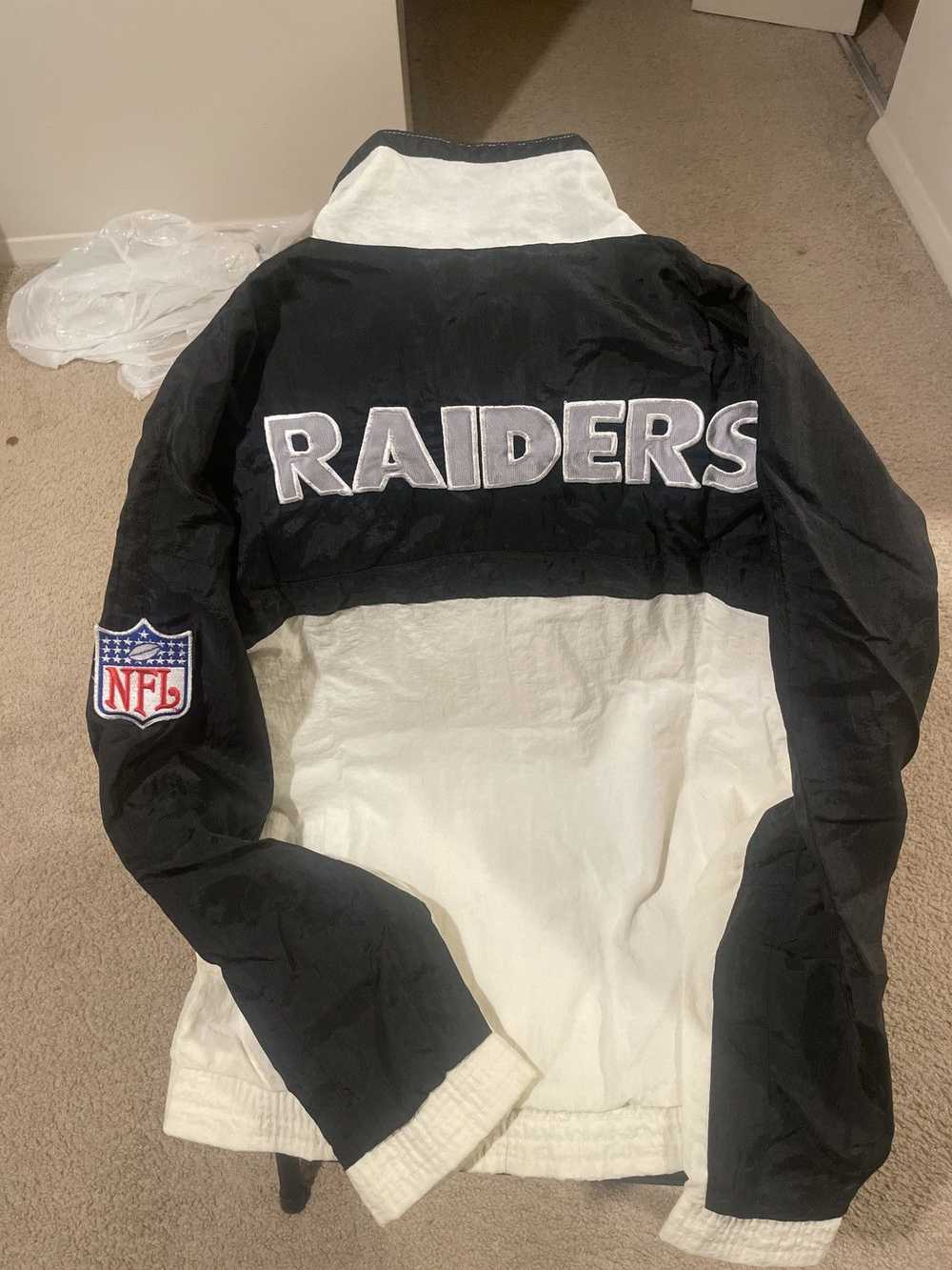 Apex One × NFL × Vintage 90s Raiders NFL Jacket - image 3