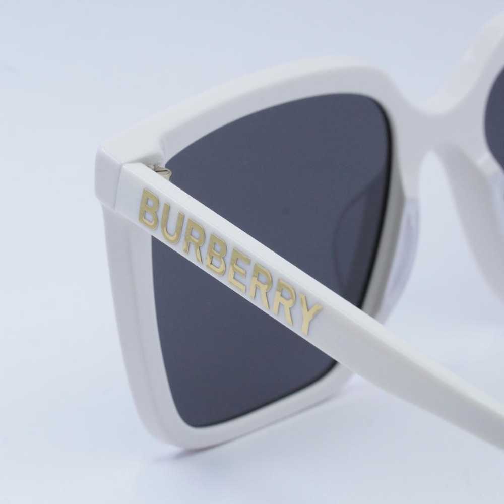 Burberry Sunglasses - image 8