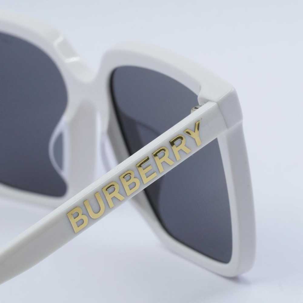 Burberry Sunglasses - image 9