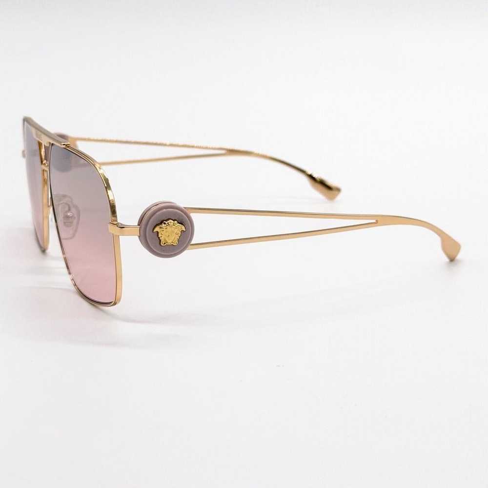 Versace Oversized sunglasses - image 7