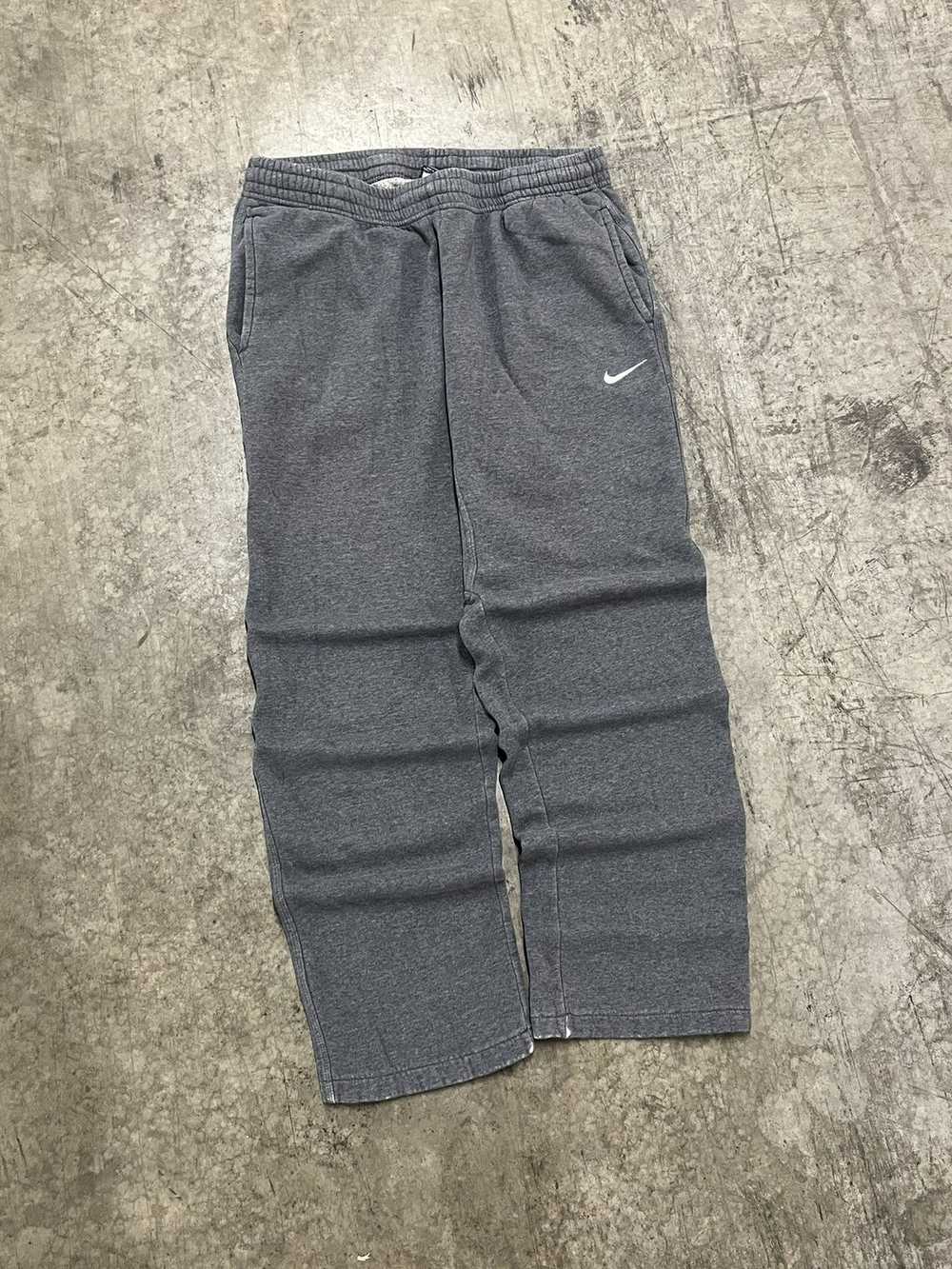 Nike × Streetwear × Vintage Nike gray sweatpants … - image 2