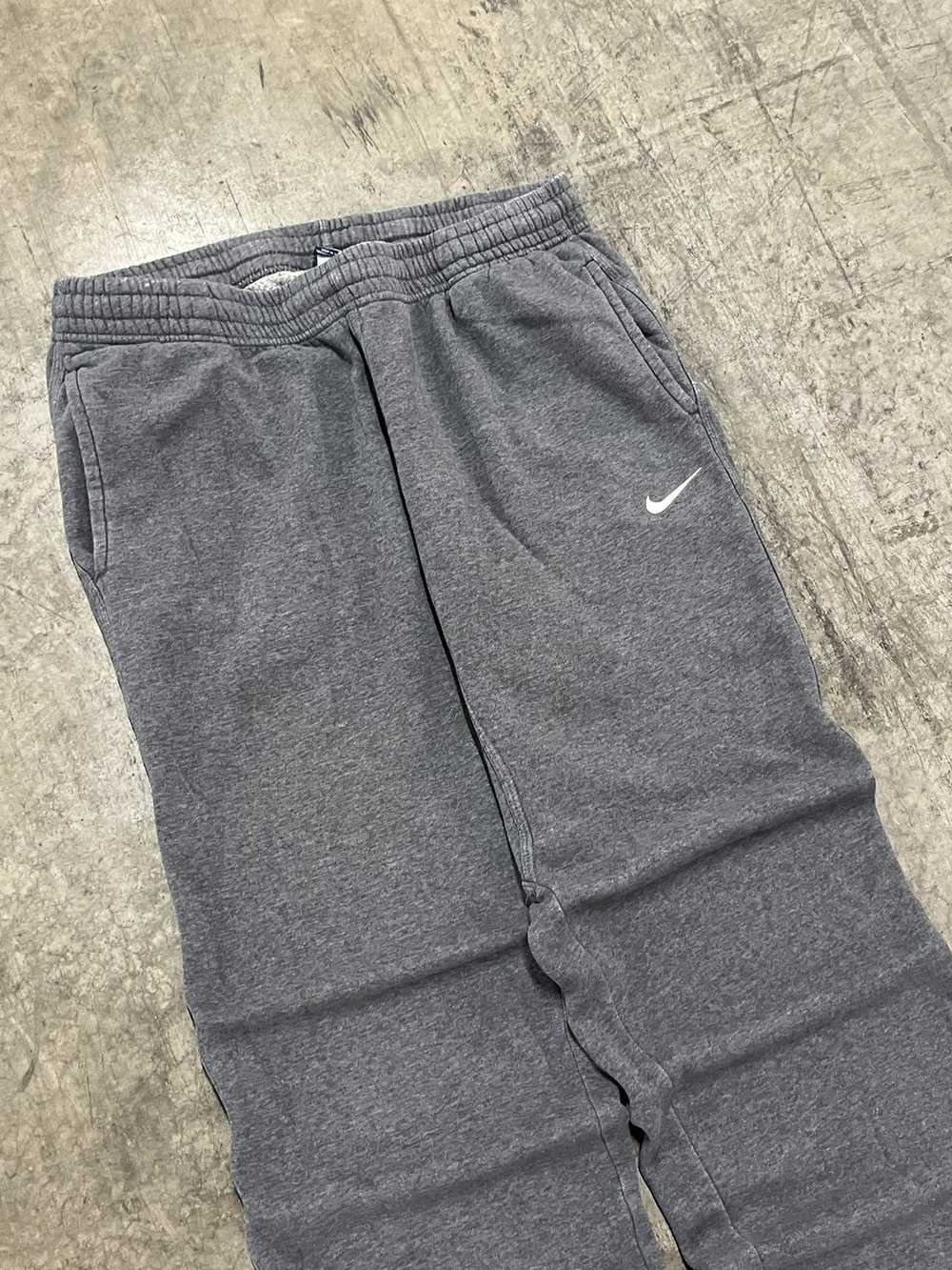 Nike × Streetwear × Vintage Nike gray sweatpants … - image 5