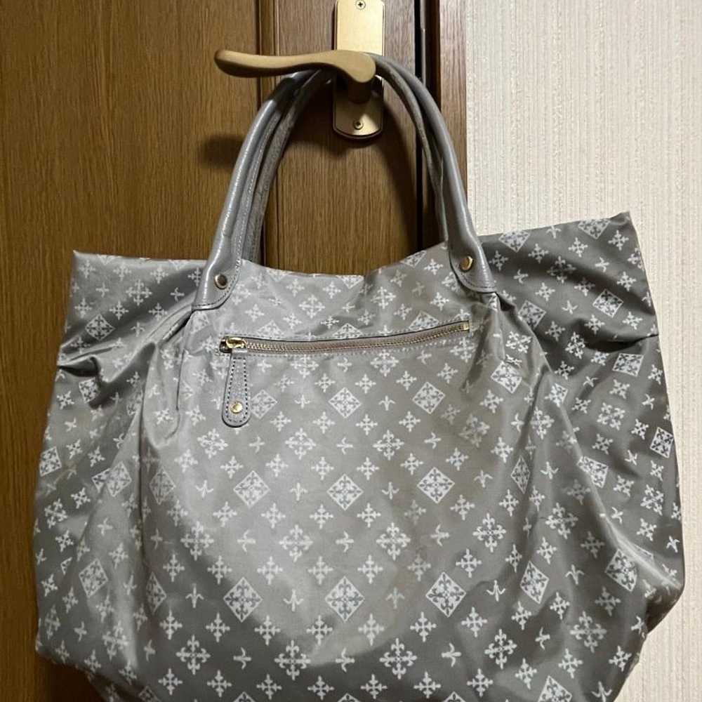 Russet Large Capacity Tote Bag in Grey - image 2