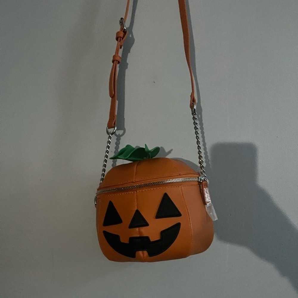 Mad Engine crossbody pumpkin bag NEW Halloween vi… - image 1