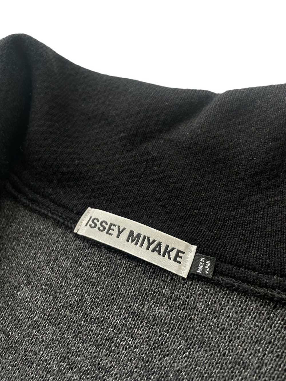 Issey Miyake Issey Miyake pea coat - image 5