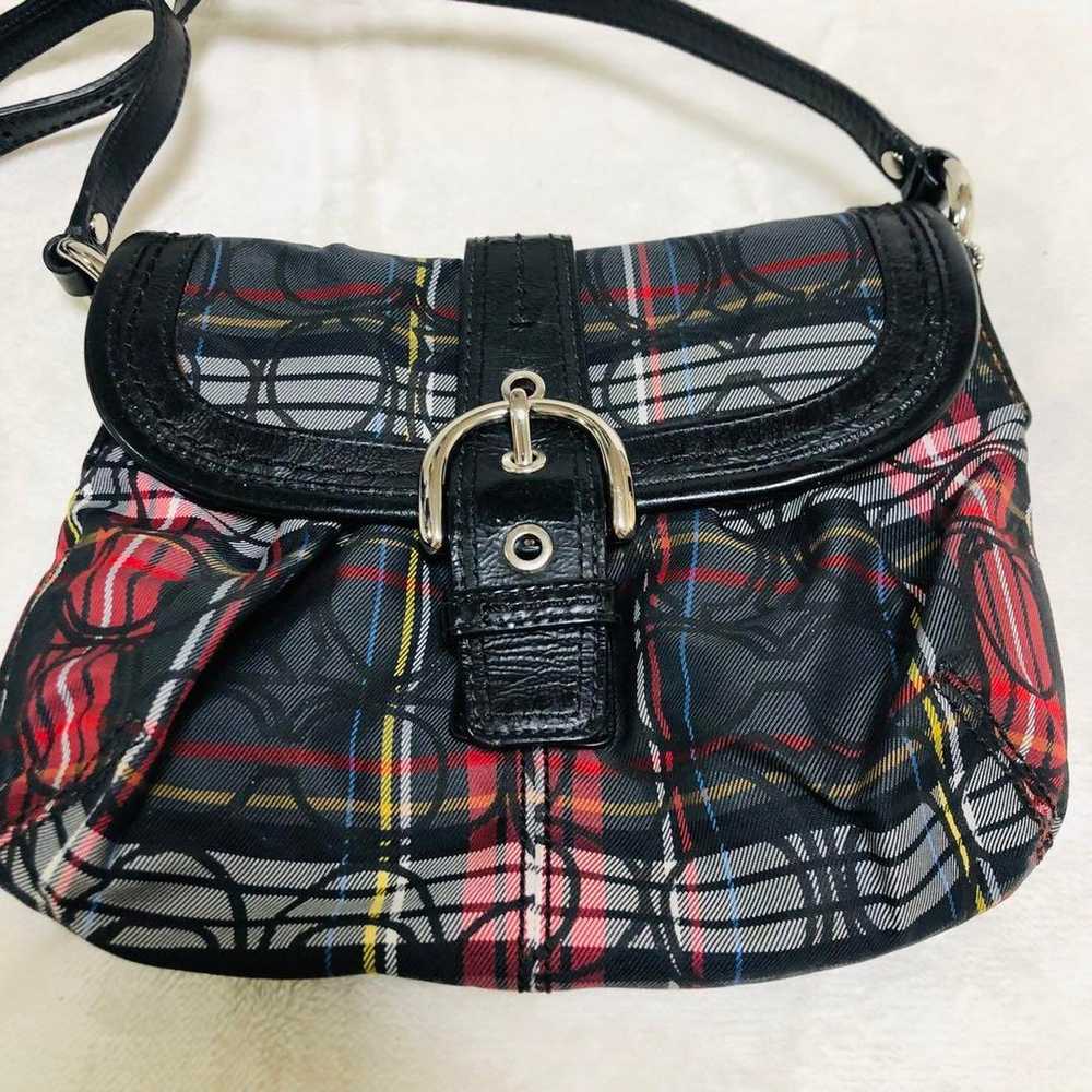 Rare design, authentic COACH Soho shoulder bag in… - image 2