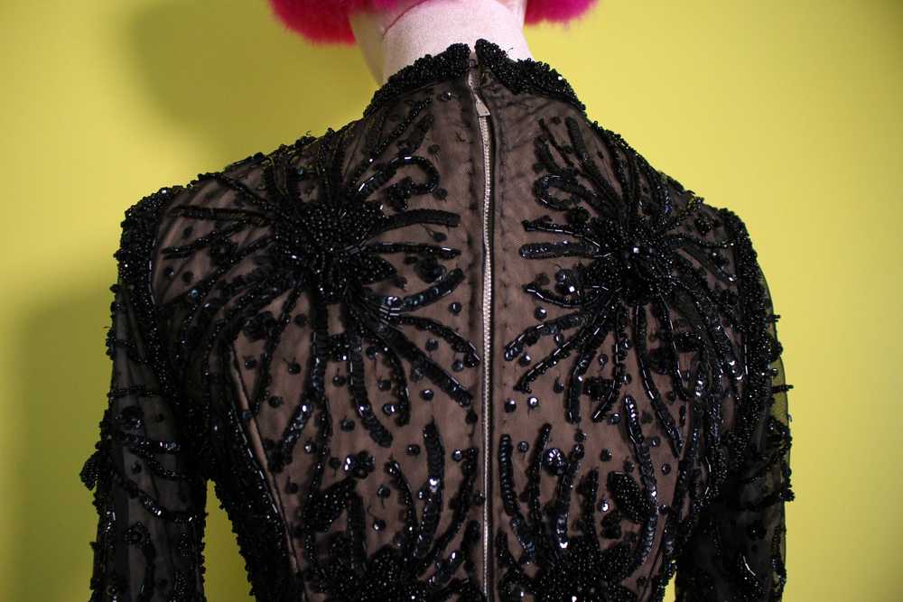 Vintage 60s 70s Black and Nude Beaded Burlesque D… - image 7