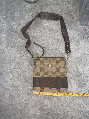 【希少】 COACH Signature Accessory pouch Coach Accessory Pouch Bag Signature y2k - メルカリ