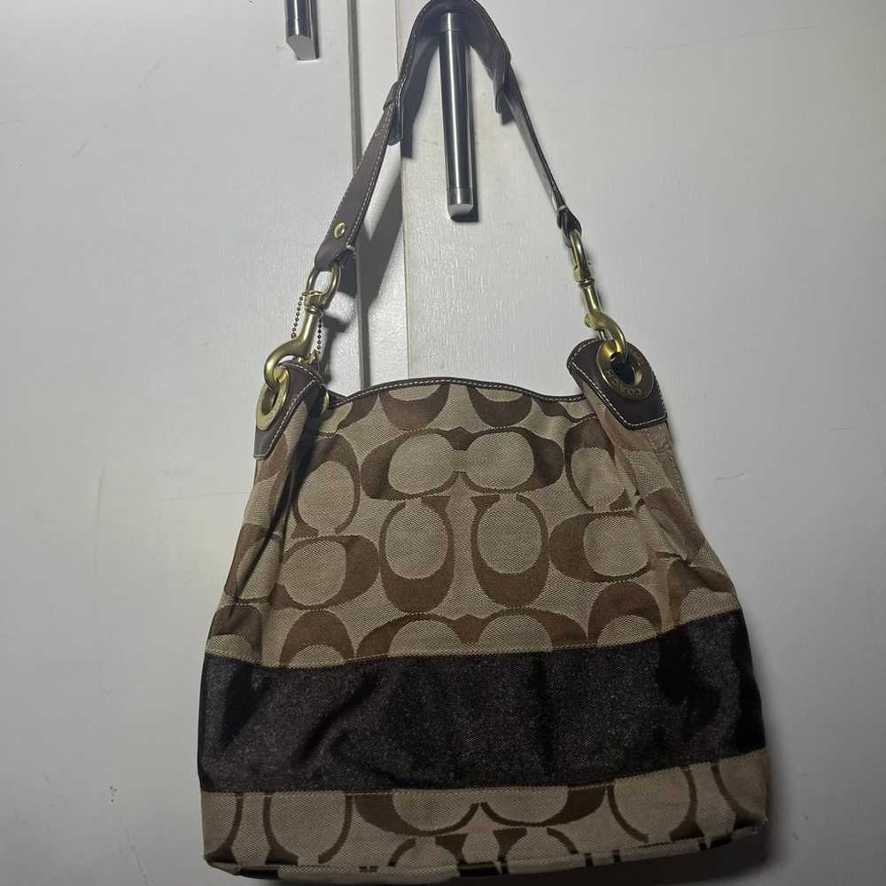 Coach Signature Purse - image 4