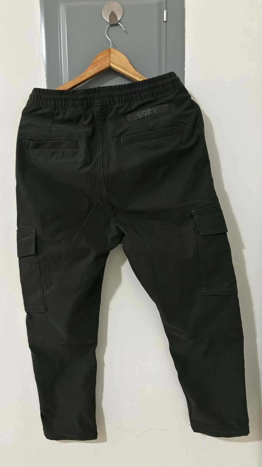 Team Cozy Team Cozy Cargo pants in Olive Green - image 4