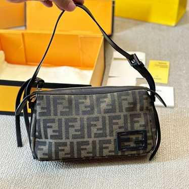 fendi BAG(no box) - image 1