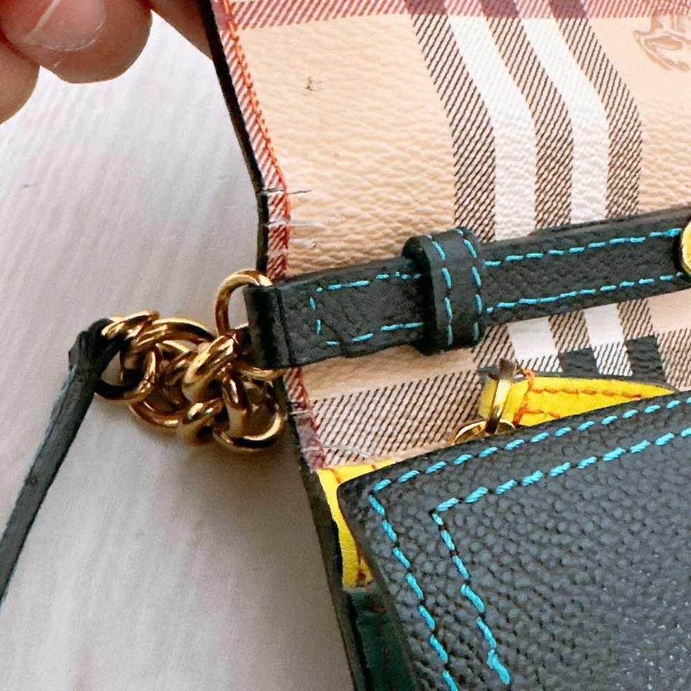 《Beauty product》Burberry wallet shoulder bag. - image 12