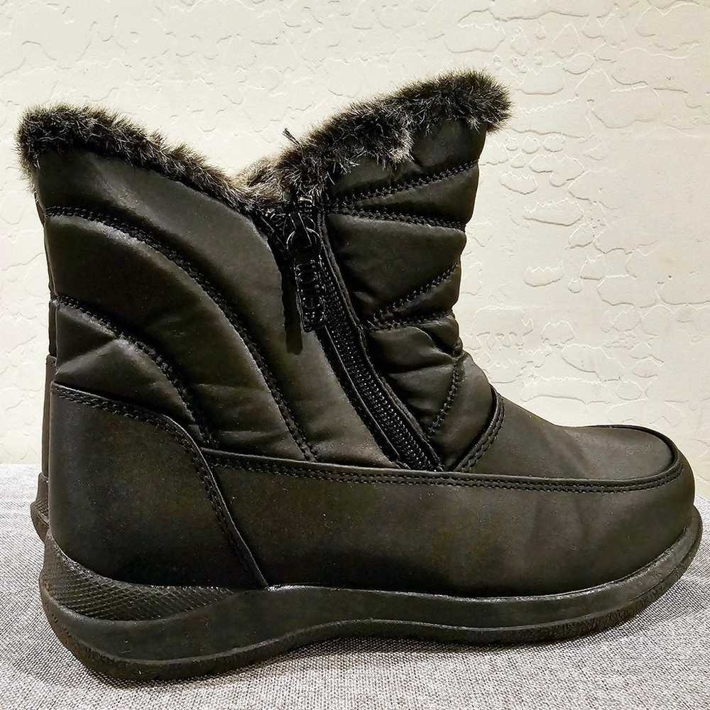 Totes Women's Dalia Snow Boots Size 7 - image 3