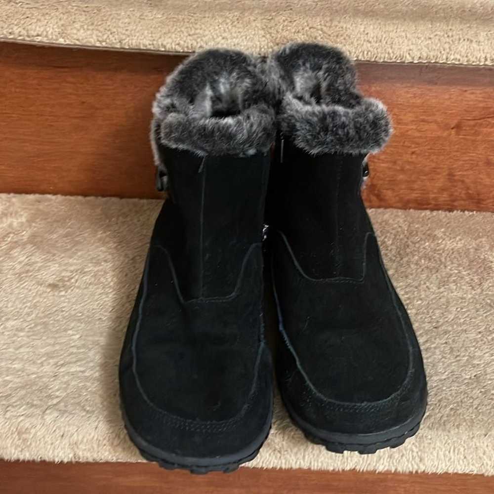 KHOMBU Women’s Suede Ankle Boots SZ 8.5 Like New … - image 2