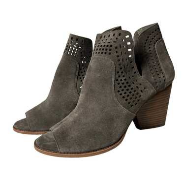 GB Gianni Bini Ankle Booties Gray Suede Perforate… - image 1