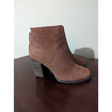 Lucky Brand Brown Leather Back Zip Booties Size 9… - image 1