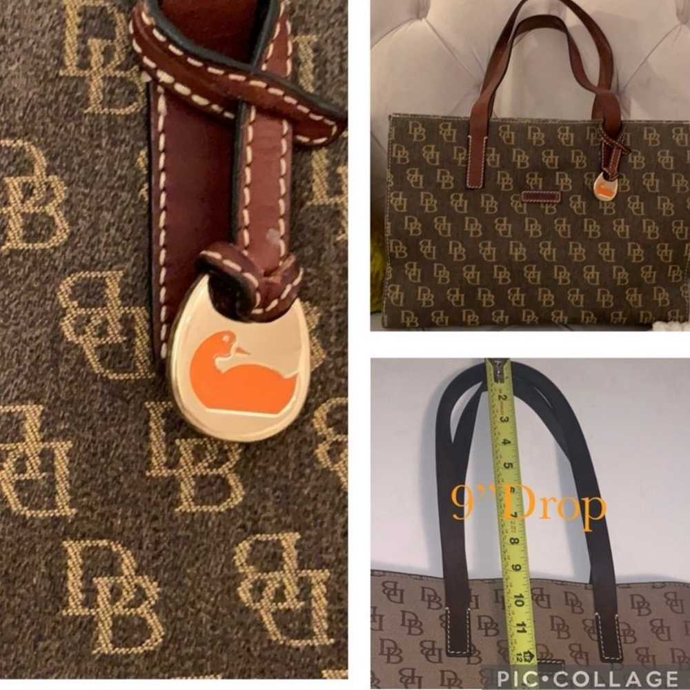 VINTAGE Dooney and Bourke Shoulder Bag had signat… - image 2