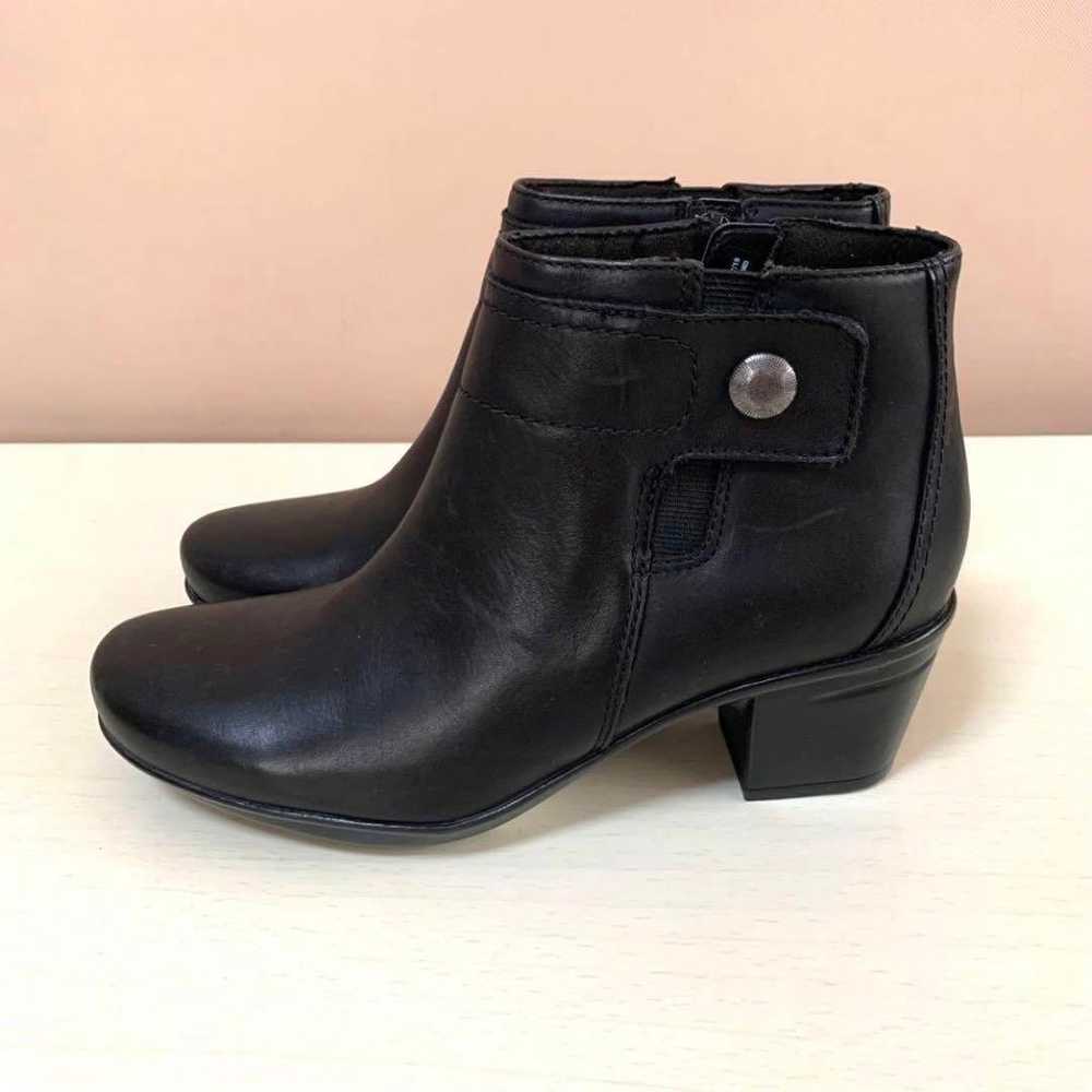 Clarks short boots bootie side zip leather black … - image 5