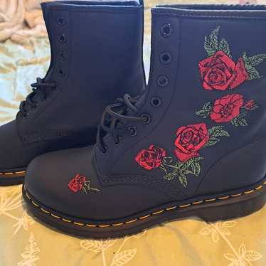 1460 Vonda Dr. Martens boots