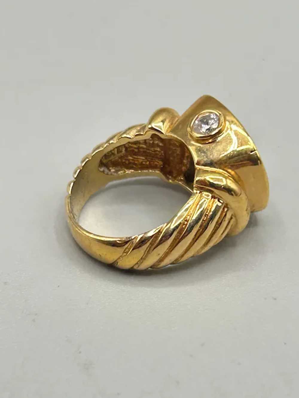 Vintage Gold Tone Cocktail Ring Size 6.5 with Gre… - image 7