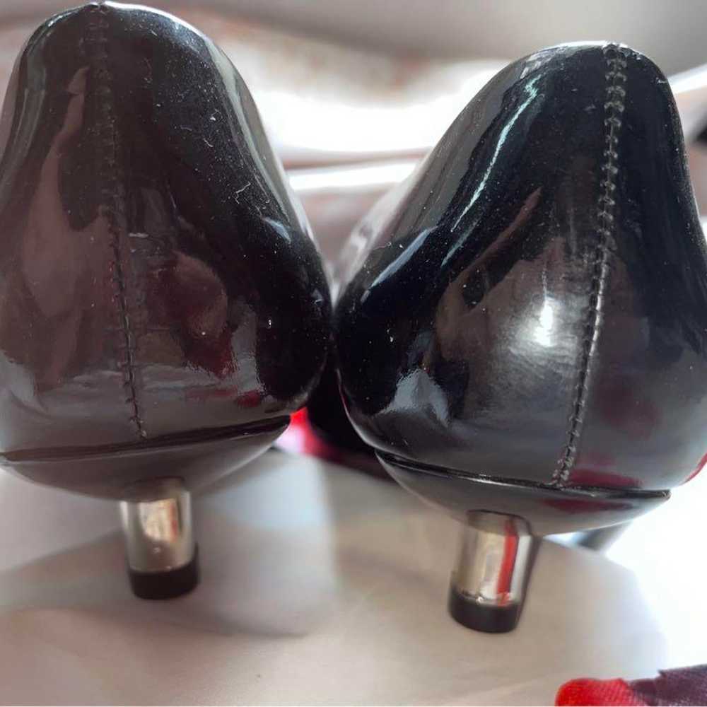 Prada ✨ Open-toe bow pumps in patent leather - image 3