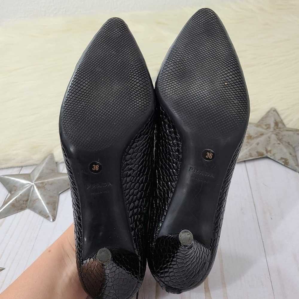 Vintage Prada black patent croc pumps size 36 - image 12