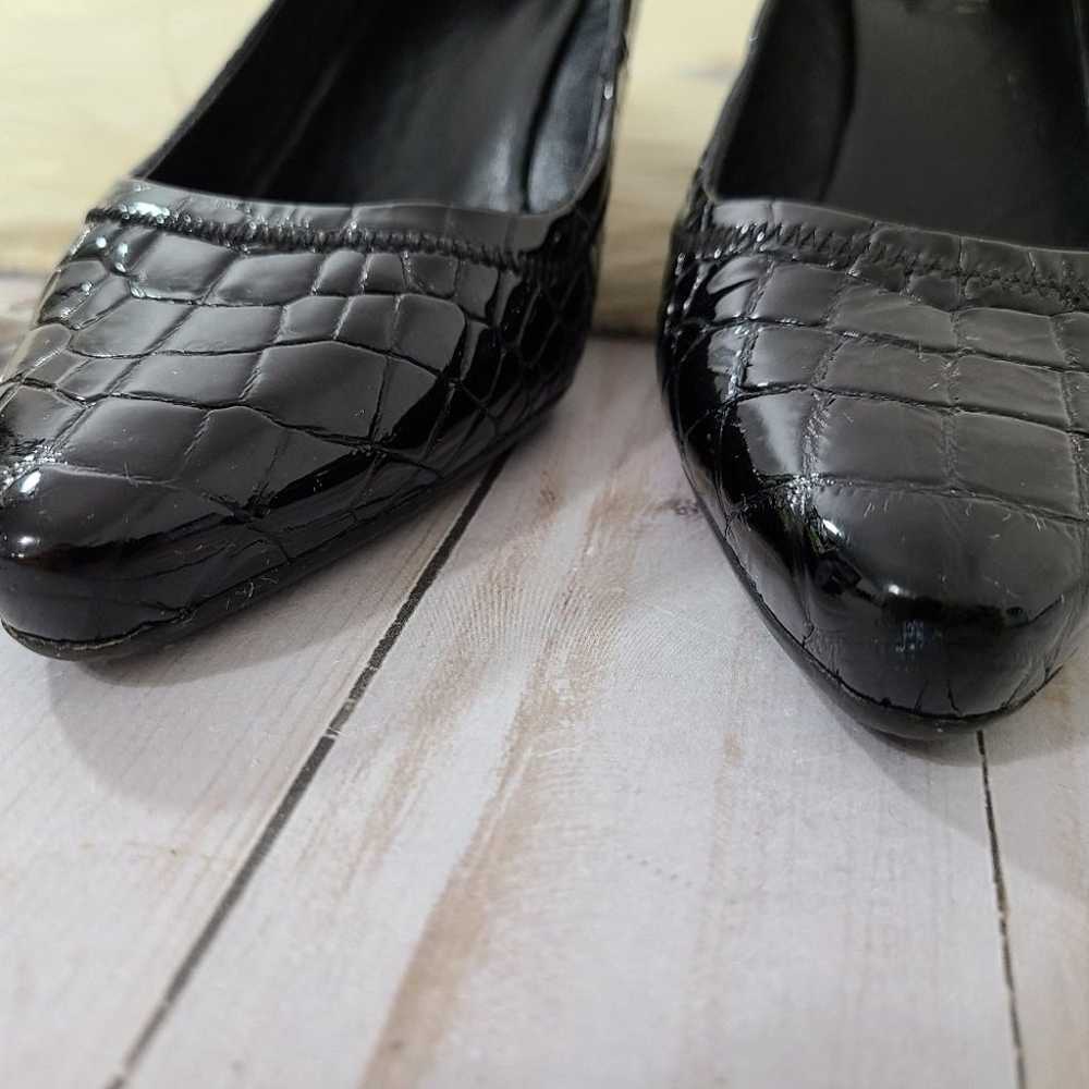 Vintage Prada black patent croc pumps size 36 - image 5