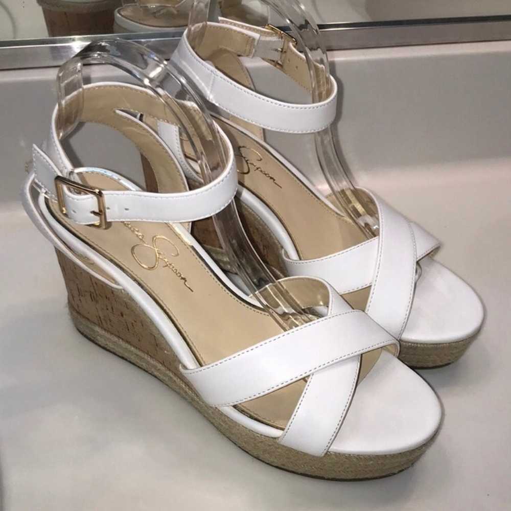 Jessica Simpson Women’s Mallika White Crossover O… - image 1