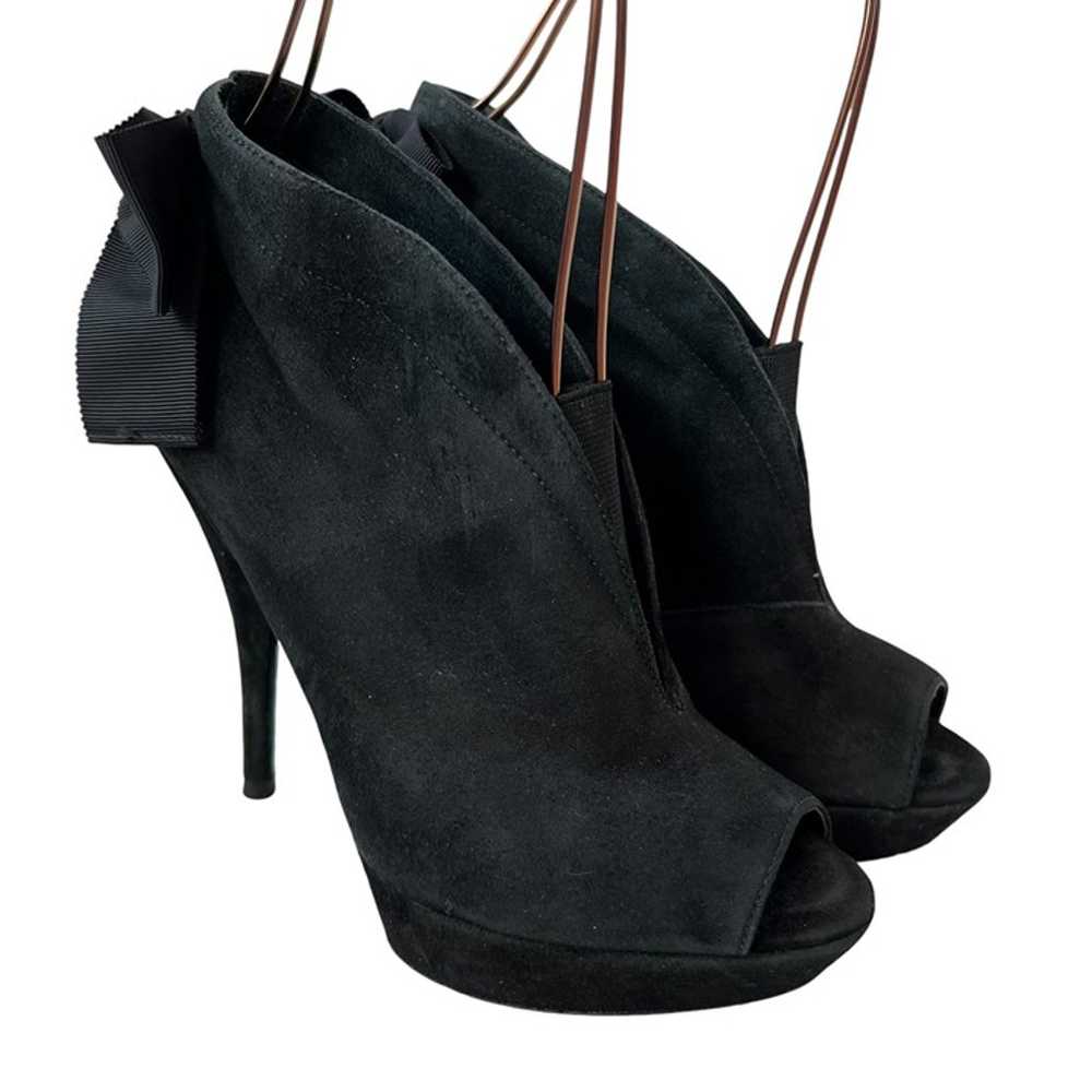 Vera Wang high heel booties 6.5 Royce black suede… - image 1