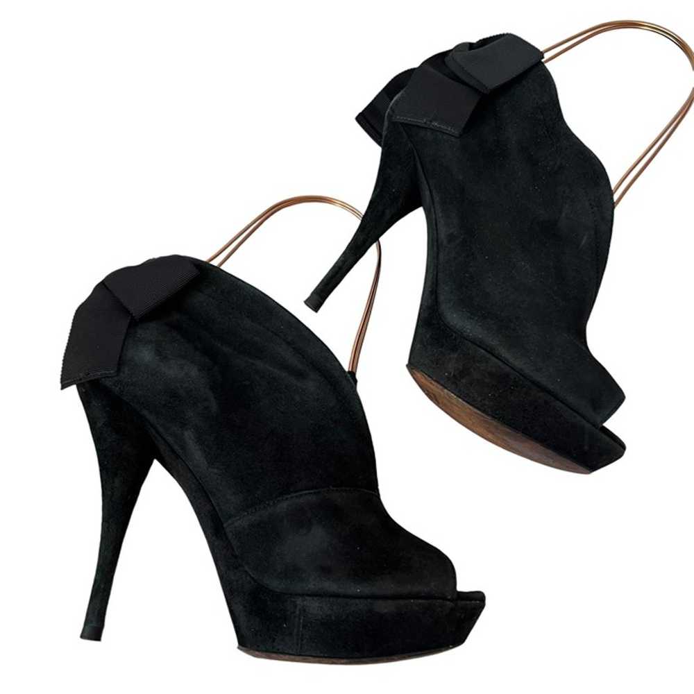 Vera Wang high heel booties 6.5 Royce black suede… - image 7