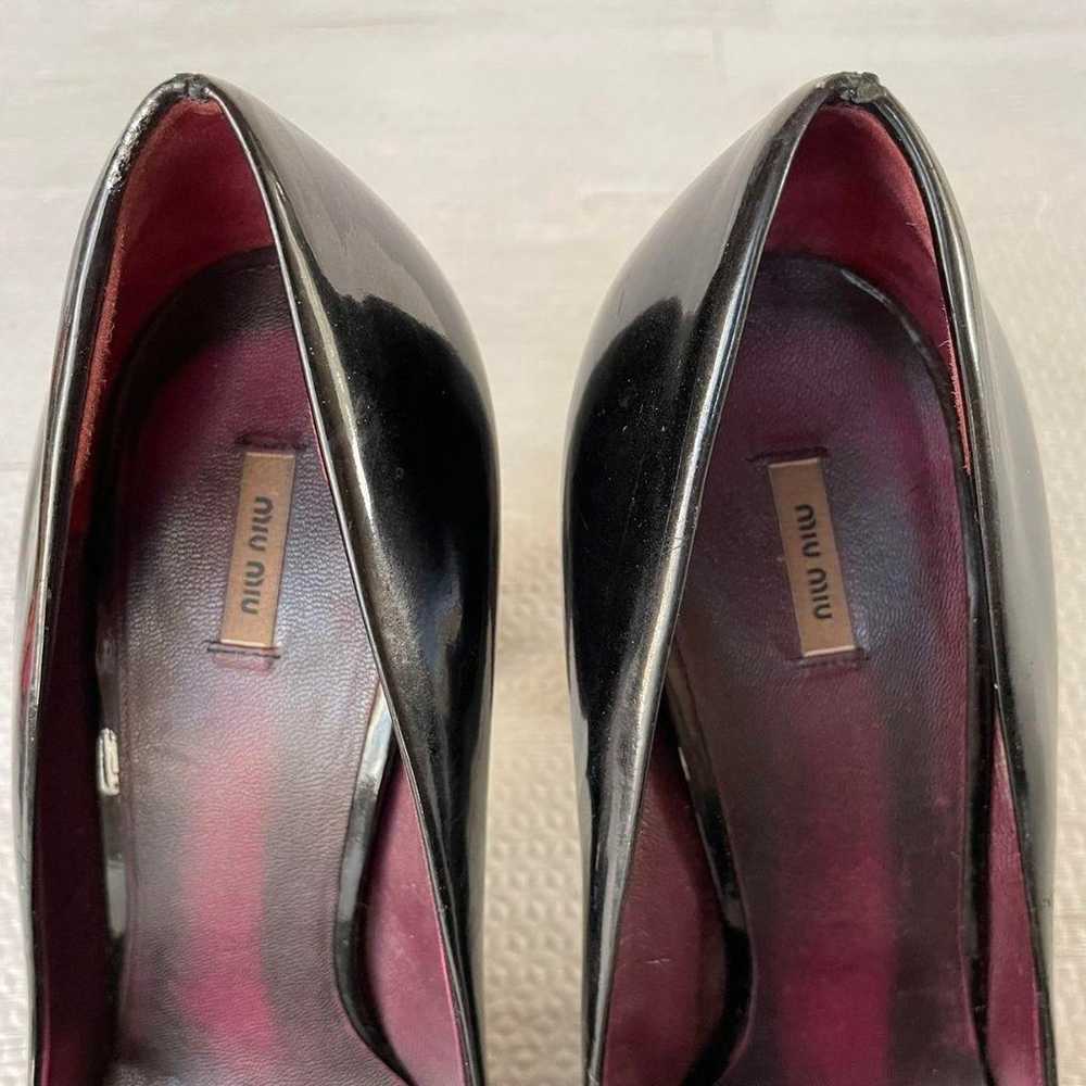 miumiu Miu Miu enamel high heels Black x Purple s… - image 2