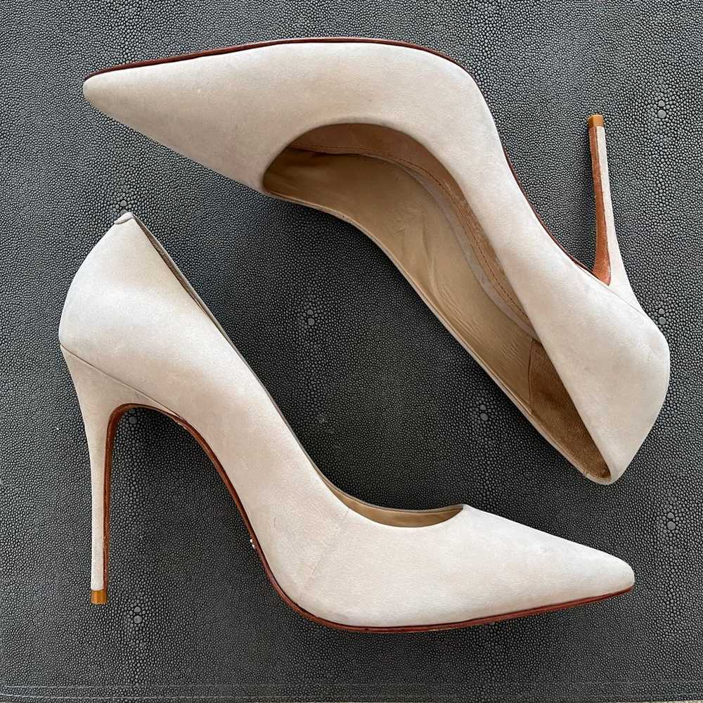 Schutz Lou Beige Suede Pointed Toe Pumps Sz 11 - image 1