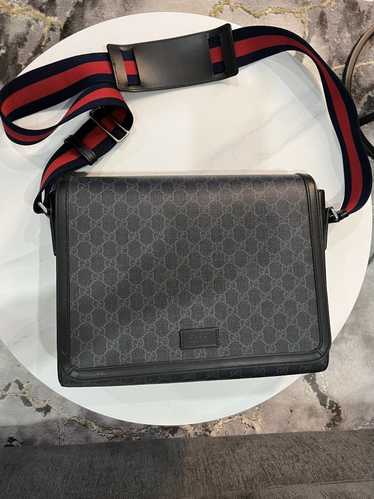 Gucci Gucci GG Supreme Crossbody Messenger Bag