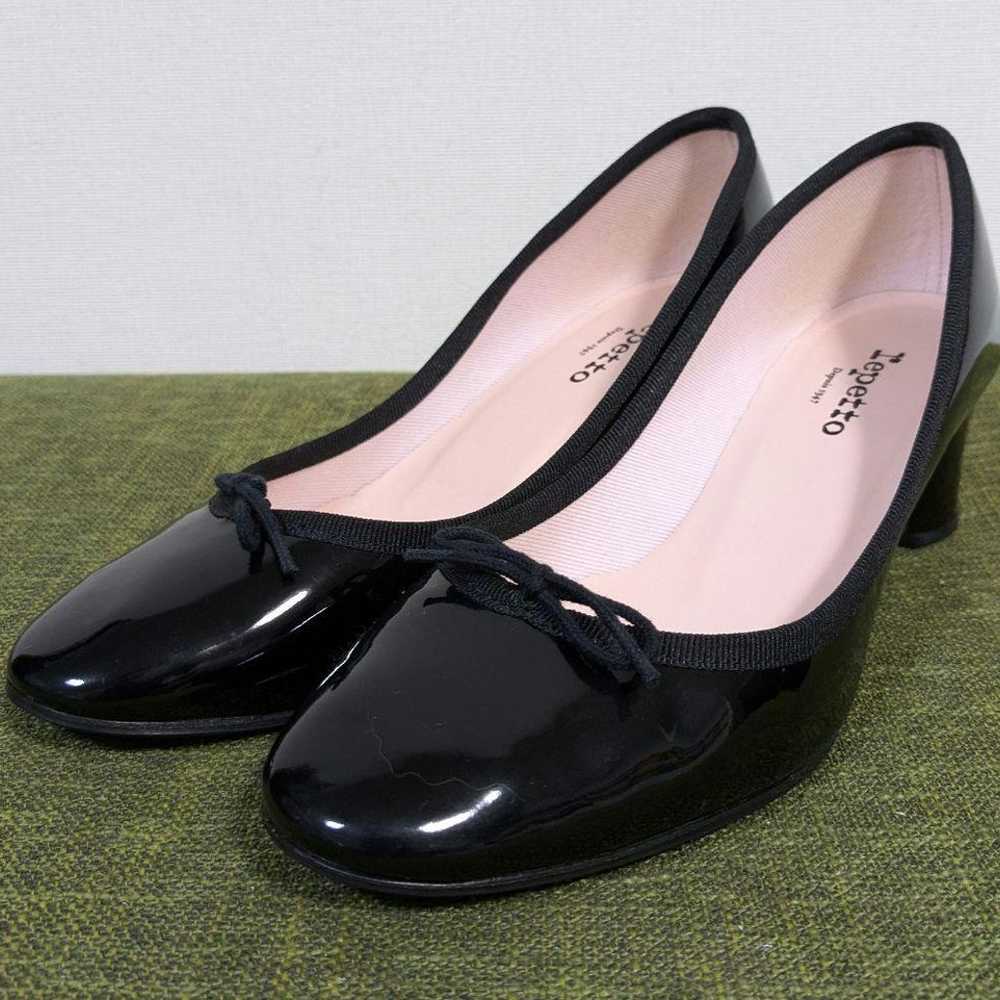 【Excellent Condition】Repetto Heel Enamel Pumps Bl… - image 1